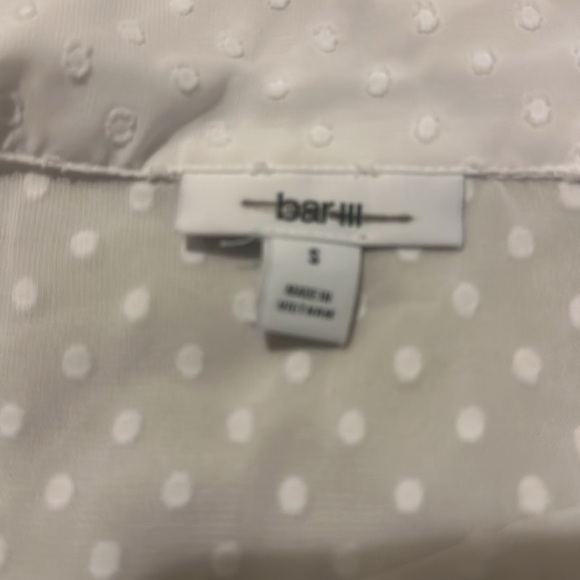 NWOT Bar III White Sheer V-Neck High-Low Casual Blouse - Picture 7 of 9